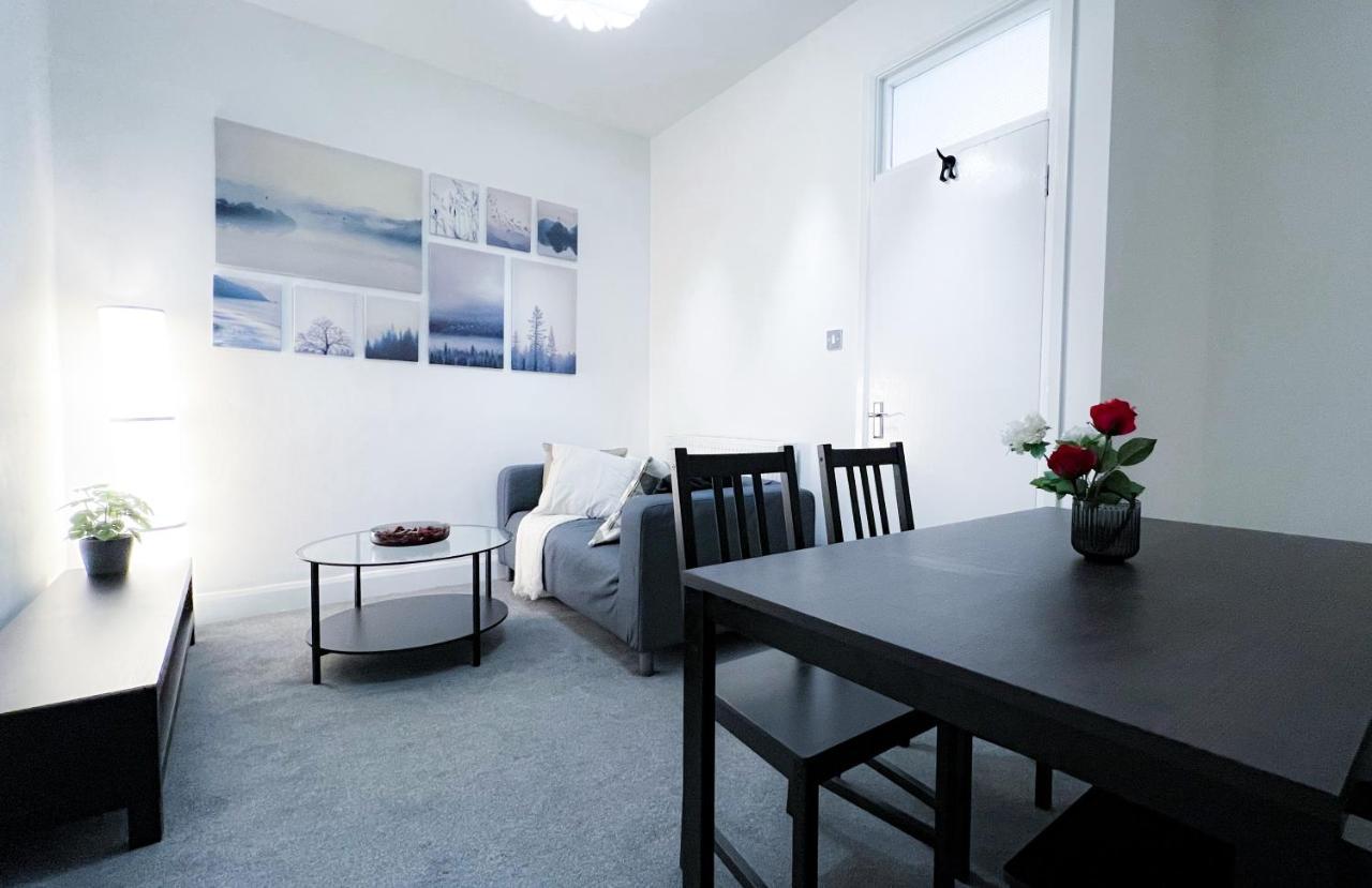 Stylish 3 Bed Flat With Garden Apartment Londra Exterior foto
