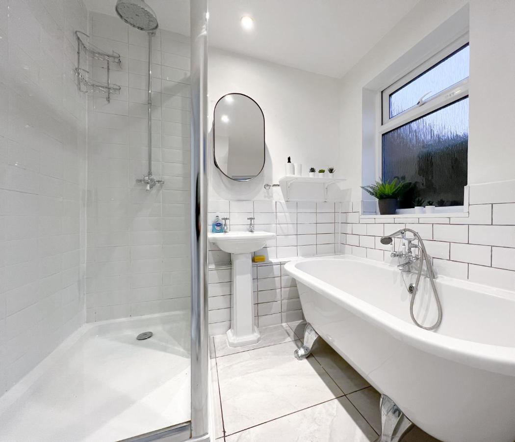 Stylish 3 Bed Flat With Garden Apartment Londra Exterior foto